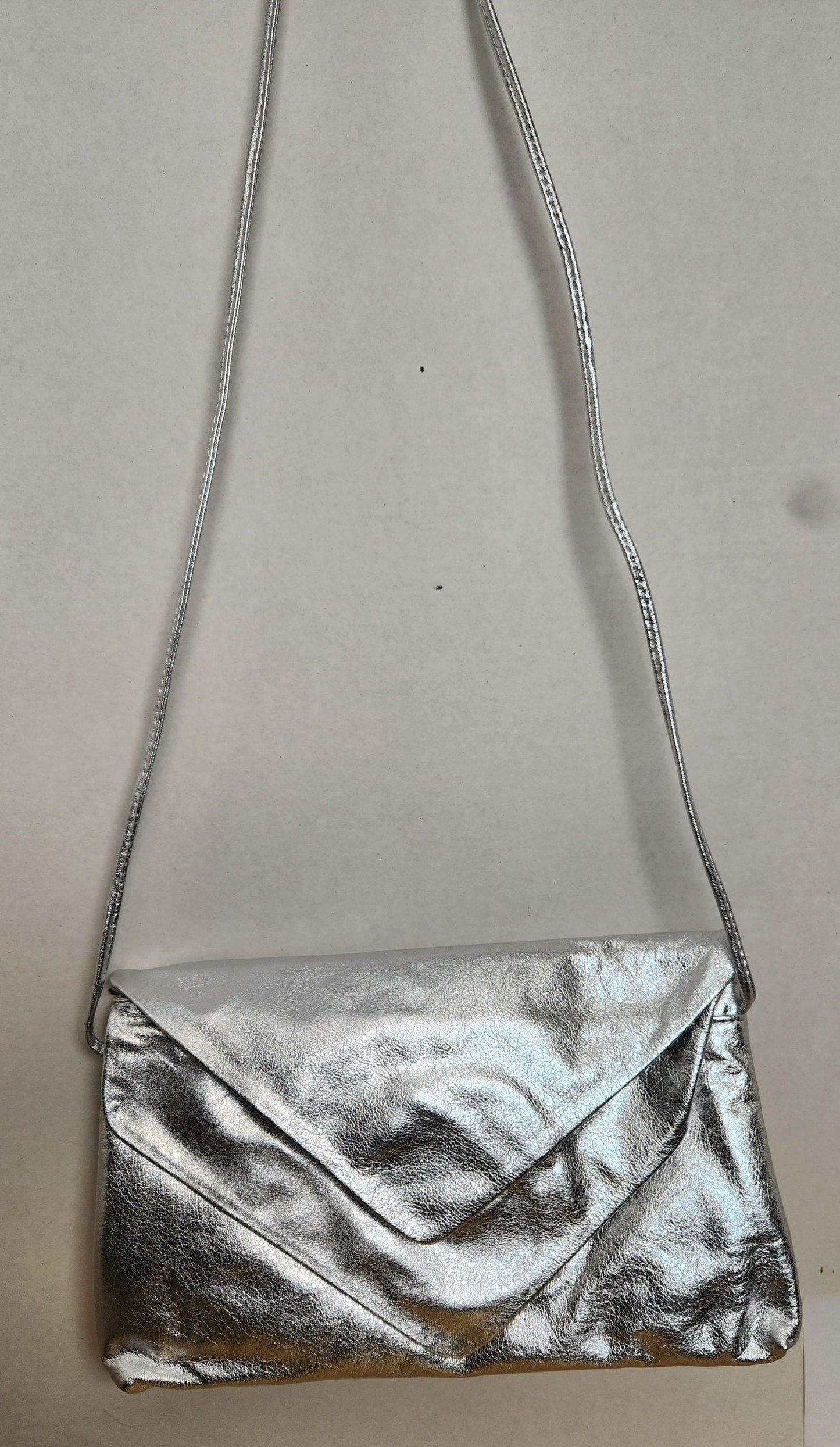 Tejrasila-Beautiful Silver Shining Matalic Envelope, Cluch,and Crossbody Universal Handbag! TR206-Silver! Made In USA!