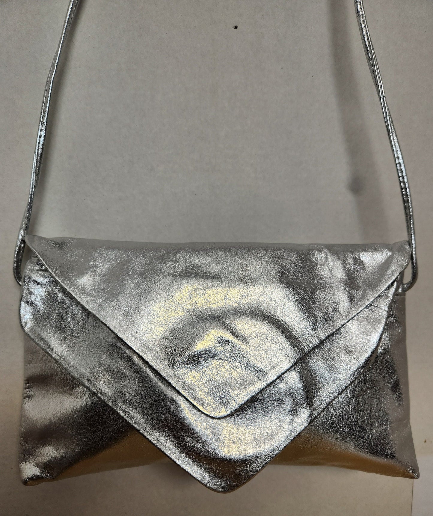 Tejrasila-Beautiful Silver Shining Matalic Envelope, Cluch,and Crossbody Universal Handbag! TR206-Silver! Made In USA!