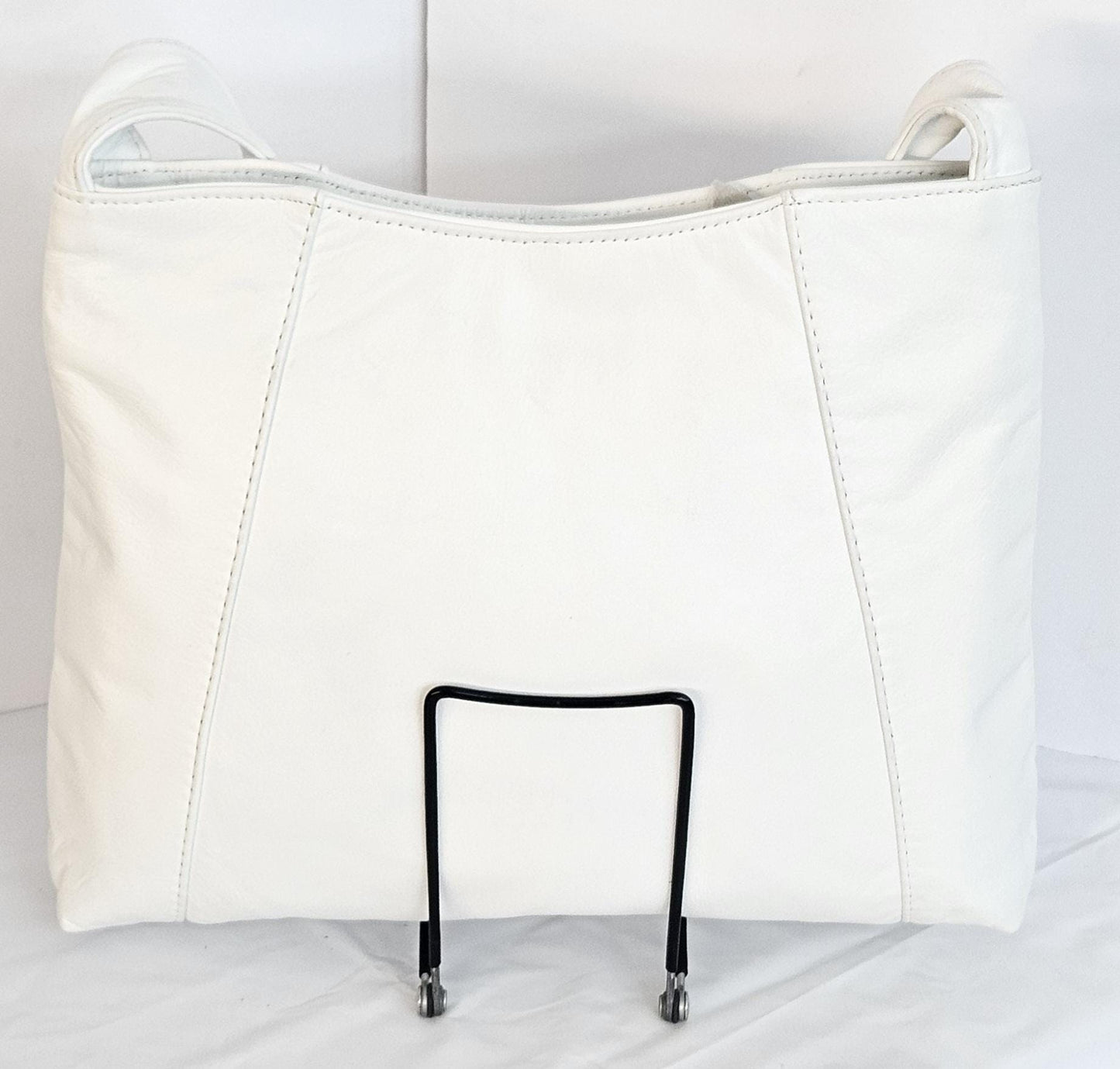 White leather handbag! Two left and right pockets. Made in USA.#TR9044