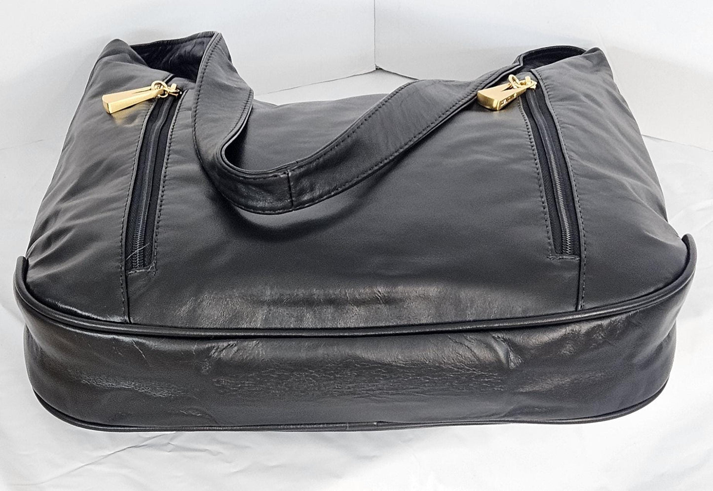 Black large Genuine Leather Handbag!Item Tr8007B Made in USA!