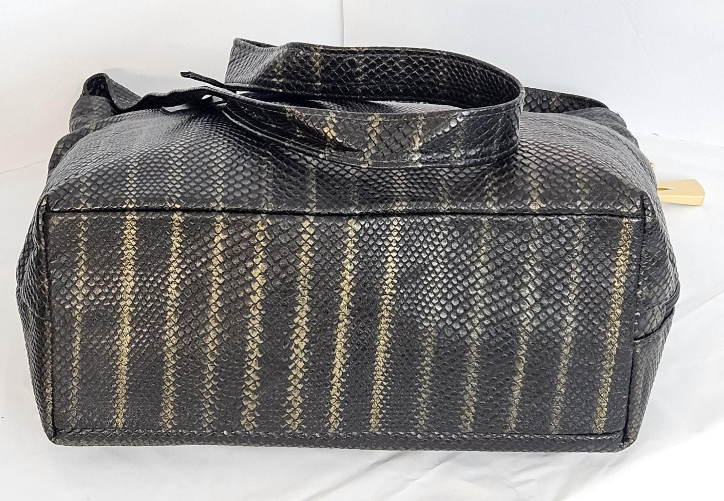 Tejrasila-Gorgeous Pewter Two-Tone print Genuine leather handbag!Tr843 Side pocket.Made in USA!