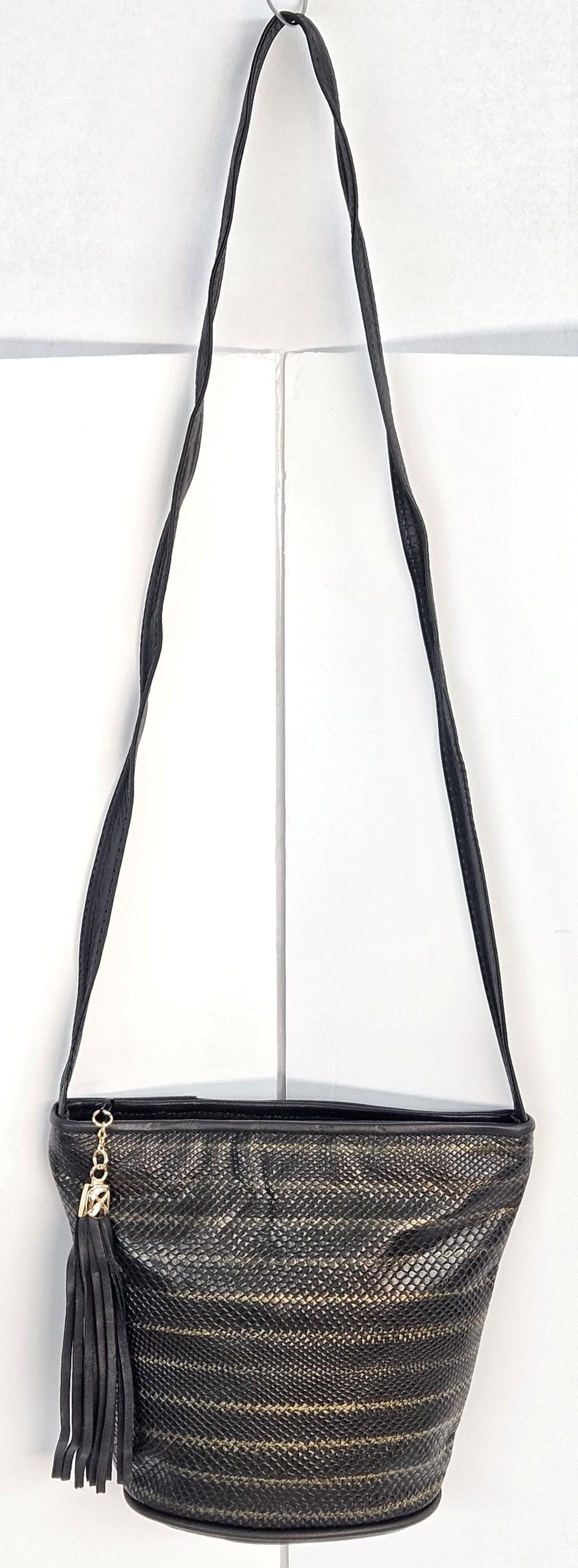 Black 2-Tone print Genuine Leather Handbag.#TR2099B2tp,Purses Universal Use ,Unique design. Made in USA.