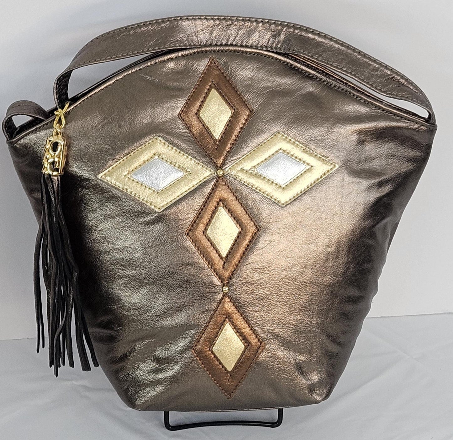 Pewter with Bronx,gold & silver 5 diamonds cut cross Zigzag Genuine Leather Handbag.#TR9047Pbgszig-5-dct cross.Made in USA!