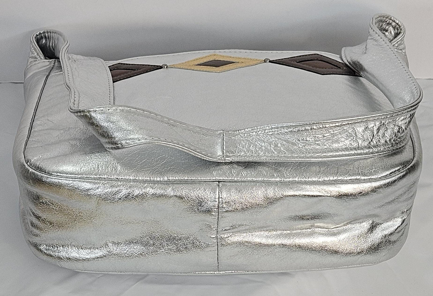 Silver metallic with gold,pewter,and bronze 3 diamonds cut Zigzag stich Design.Leather Handbag!Made in USA.#Tr8003Sm3dz.
