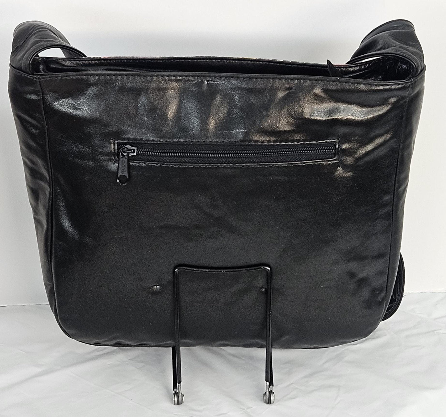 Black with purple Multi Print Leather gold matel Z &buttons design.Handbag!Made in USA.#Tr8003Bkpmgz.