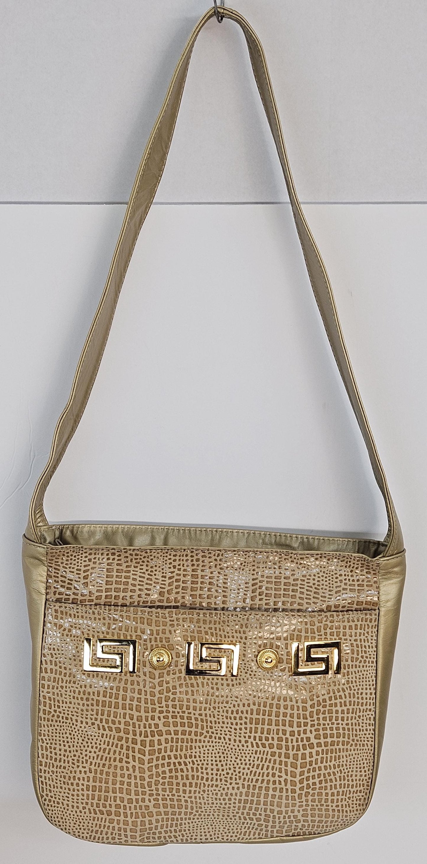Gold Mate Print Leather gold matel Z &buttons design.Handbag!Made in USA.#Tr8003Gmpgmz.
