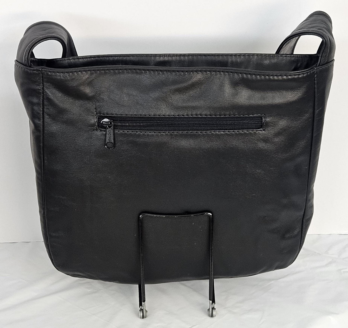 Black Leather gold matel Z &buttons design.Handbag!Made in USA.#Tr8003Bkmzb.