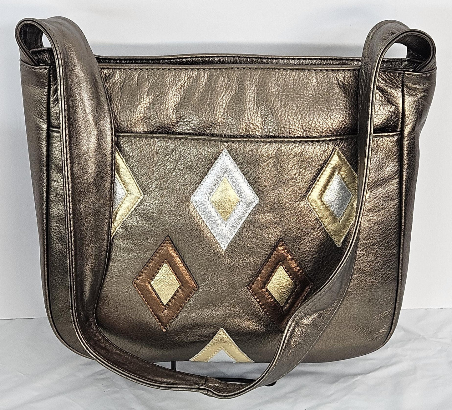 Pewter metallic with gold,pewter,and bronze 6 diamonds cut Zigzag stich.Leather Handbag!Made in USA.#Tr8003Pm6dz.
