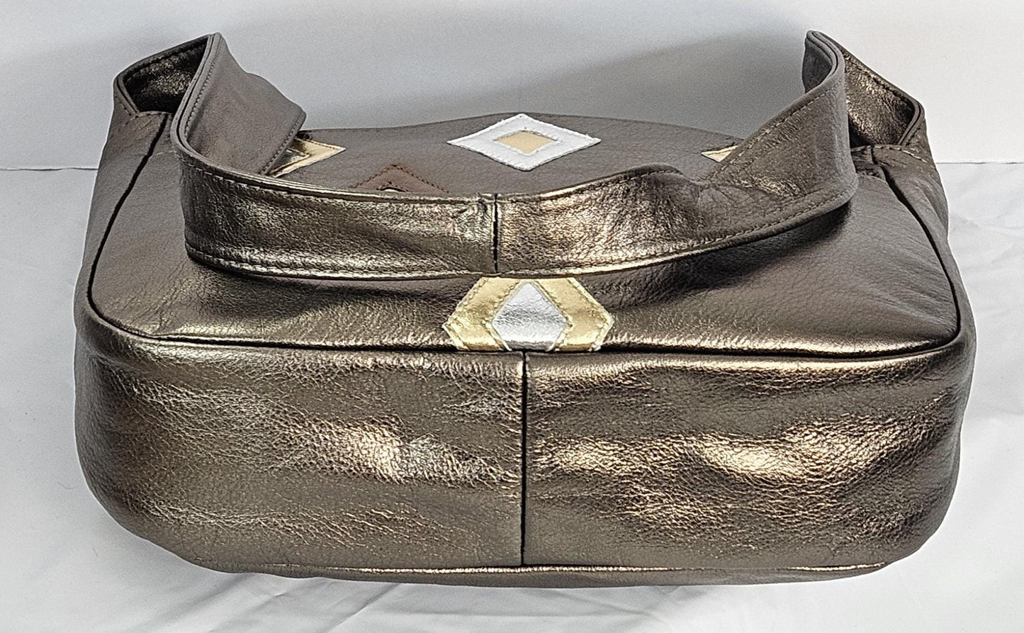 Pewter metallic with gold,pewter,and bronze 6 diamonds cut Zigzag stich.Leather Handbag!Made in USA.#Tr8003Pm6dz.