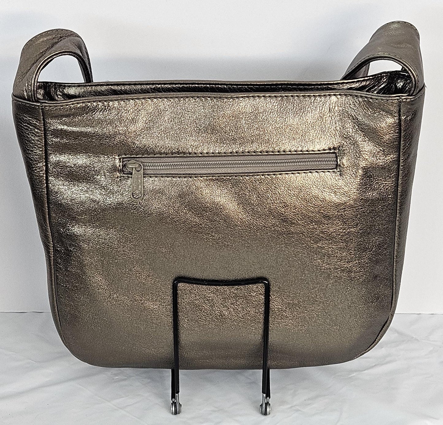 Pewter metallic with gold,pewter,and bronze 6 diamonds cut Zigzag stich.Leather Handbag!Made in USA.#Tr8003Pm6dz.