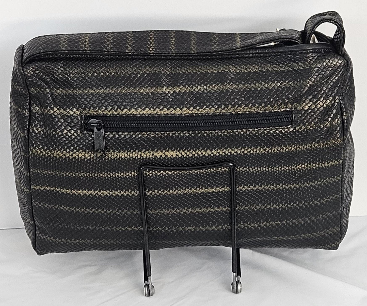 Black Two-Tone Horizontal stripes print Genuine leather Hand Made Handbag.TR2018Bk-2tHSp.Made in USA
