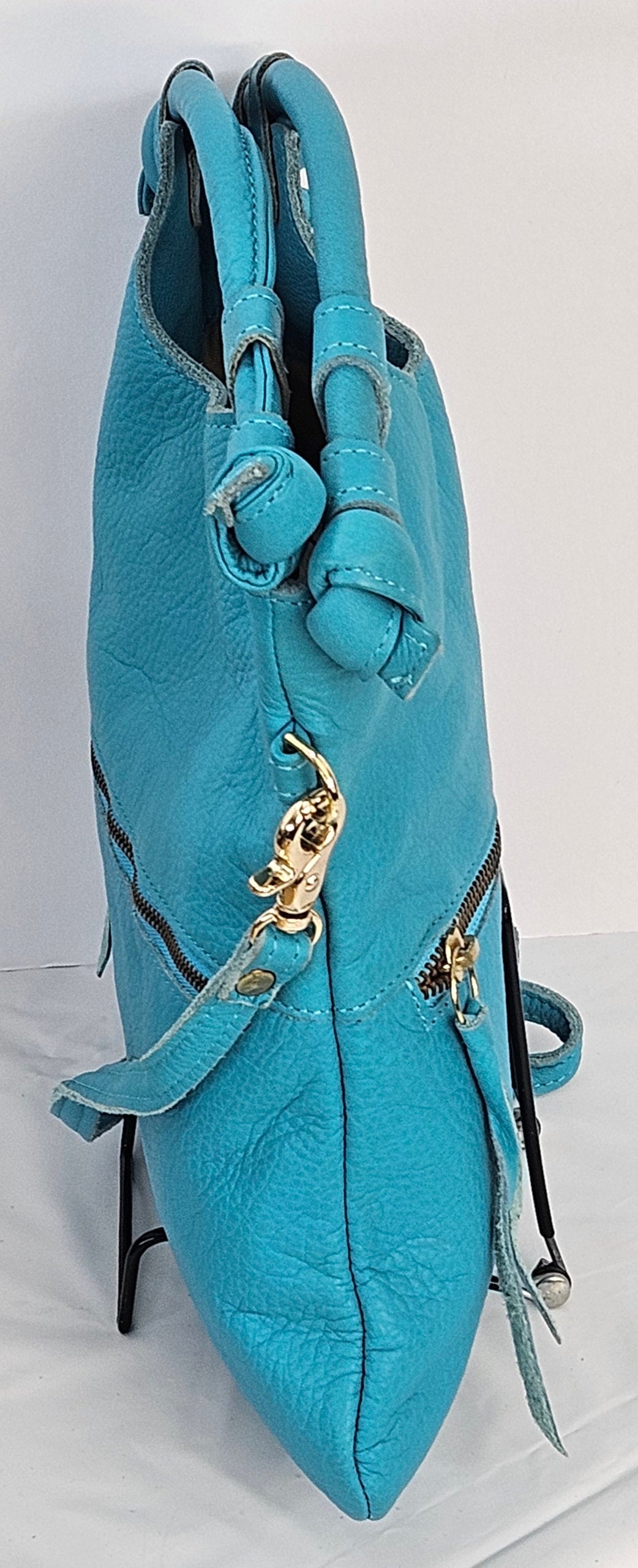 Aqua Genuine Leather bag TR11-13