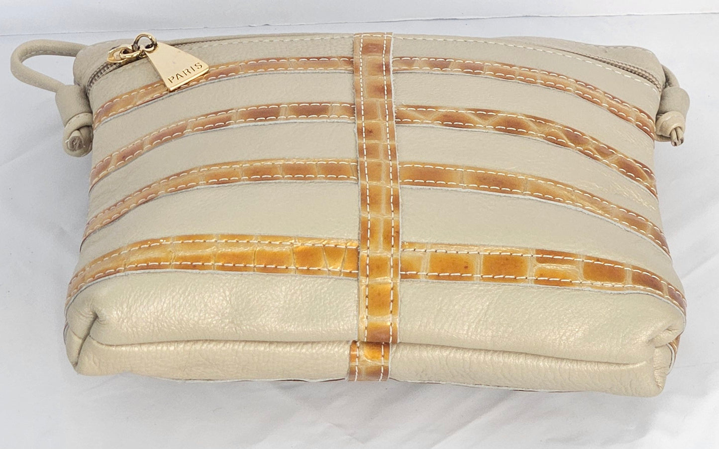 Champagne with yellow Crocodile Look Genuine Leather Handbag.Tr#p155cgcgp.(101724)