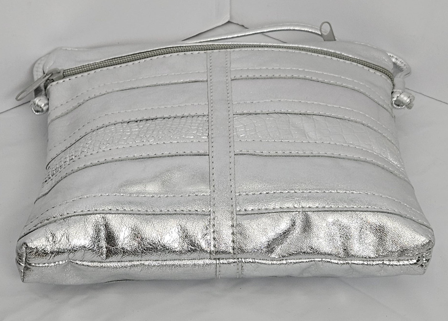 Foil metallic with pewter metallic pach work leather purse for Women,girls,and all. #305Fmp.Design for you.Made in USA.