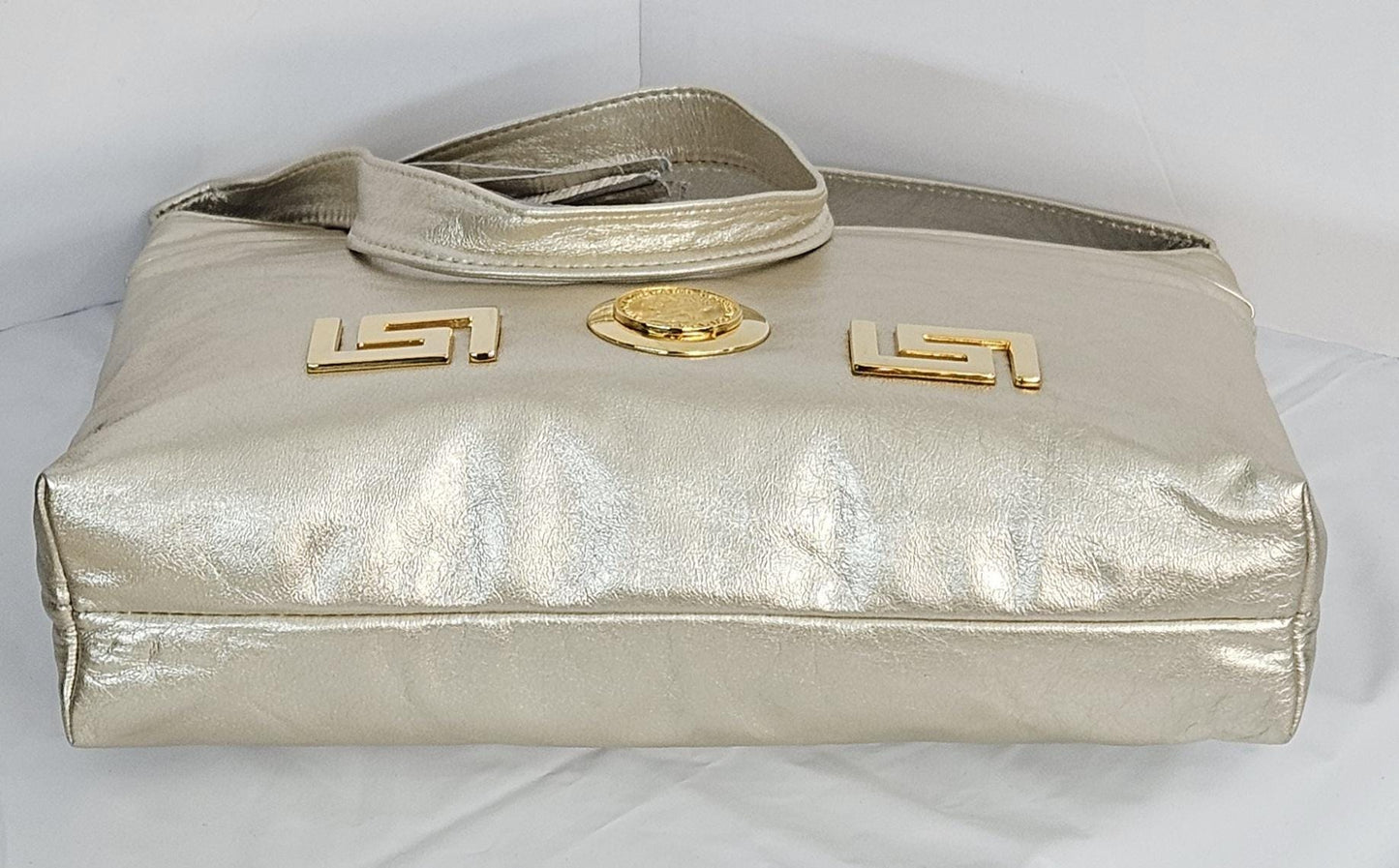 Cream Shining Luxury Genuine Leather Gold Coin and Z metal design Handbag! Universal Use Made in USA.Tr2024cs.