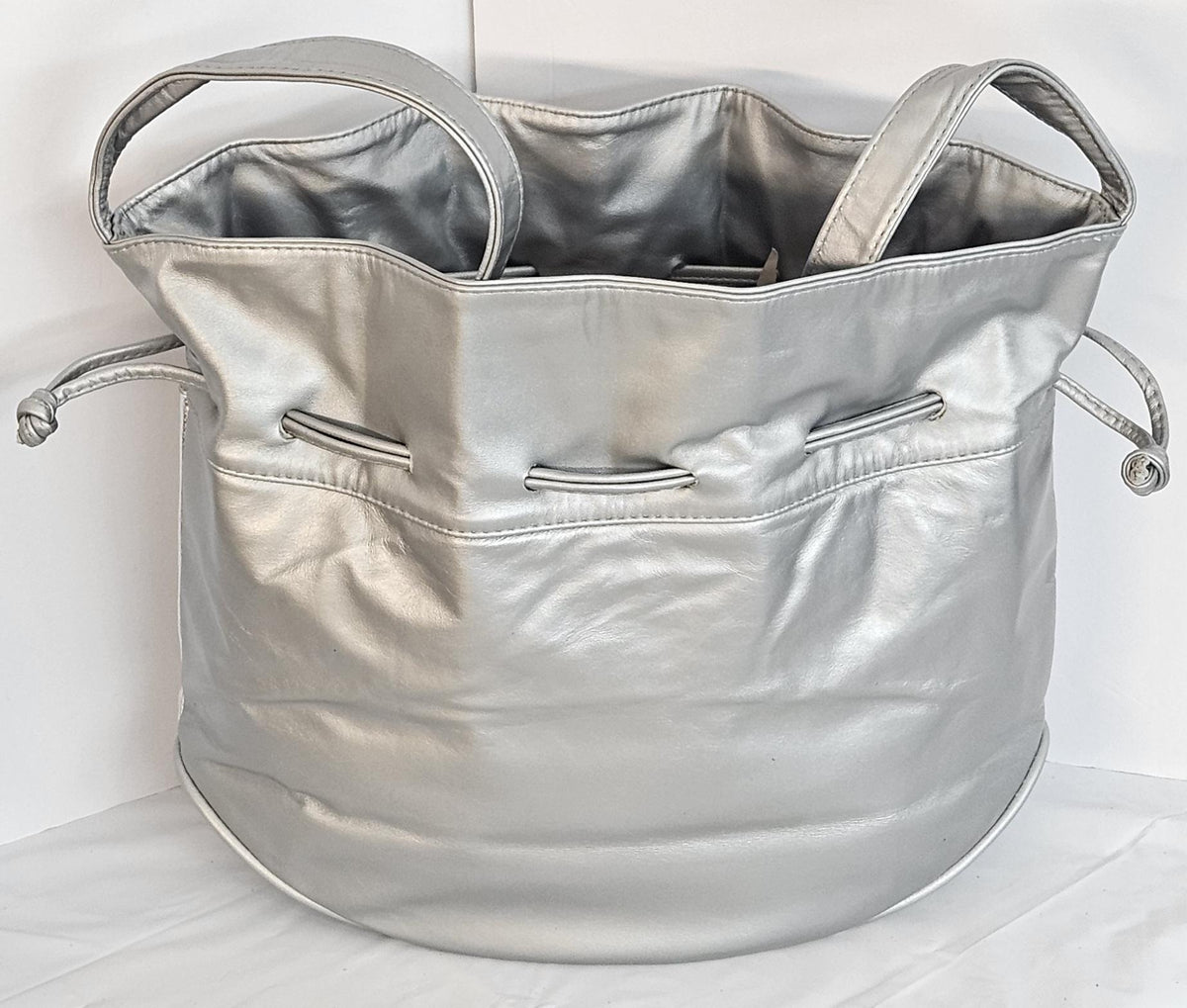 Silver Genuine Leather Drawstring Shoulder Bag: Zigzag Design