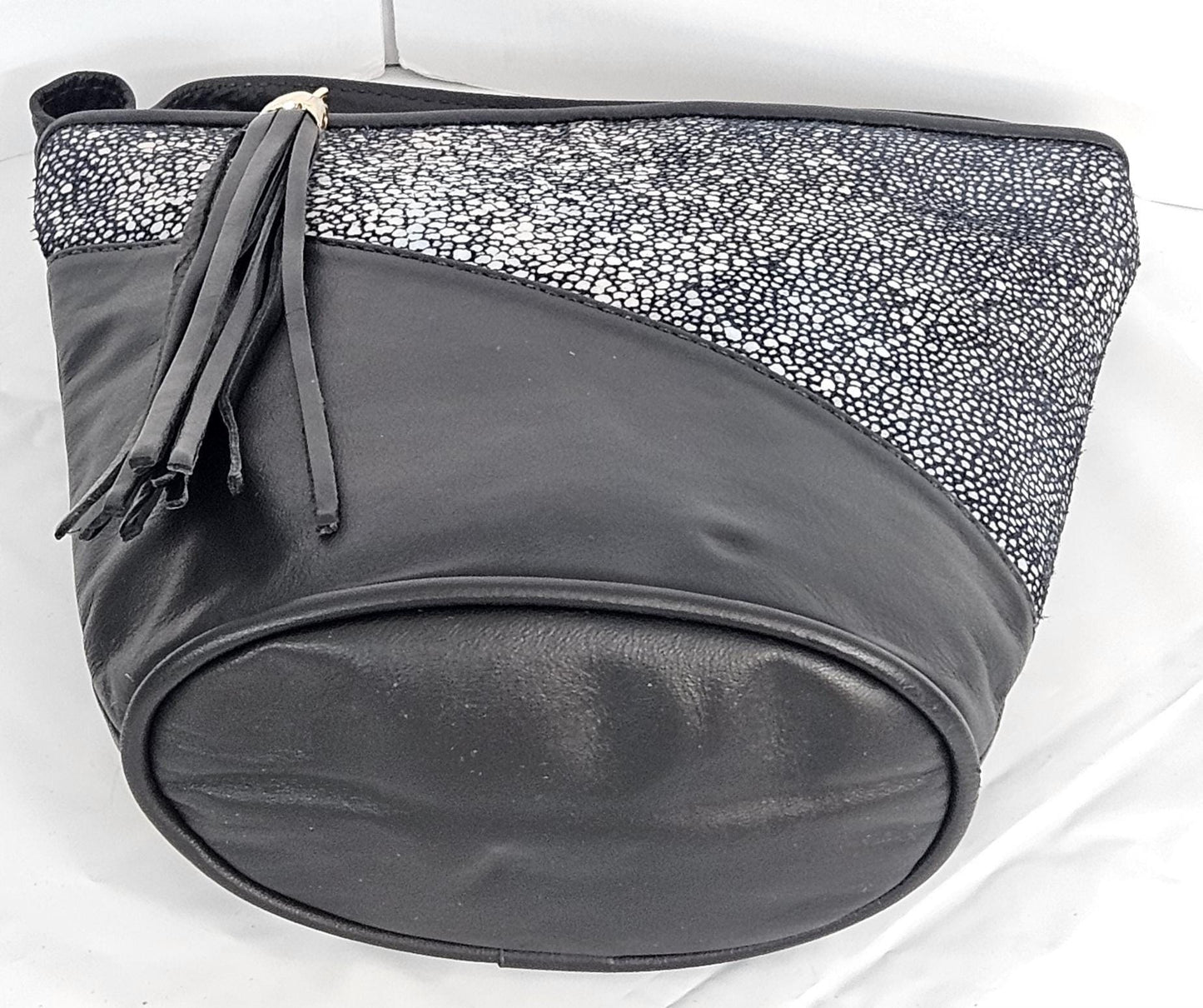 Black with Silver mix triangle Genuine Leather Handbag.#TR2099bsm, for girls,women,Universal Use,Unique design. Made in USA.