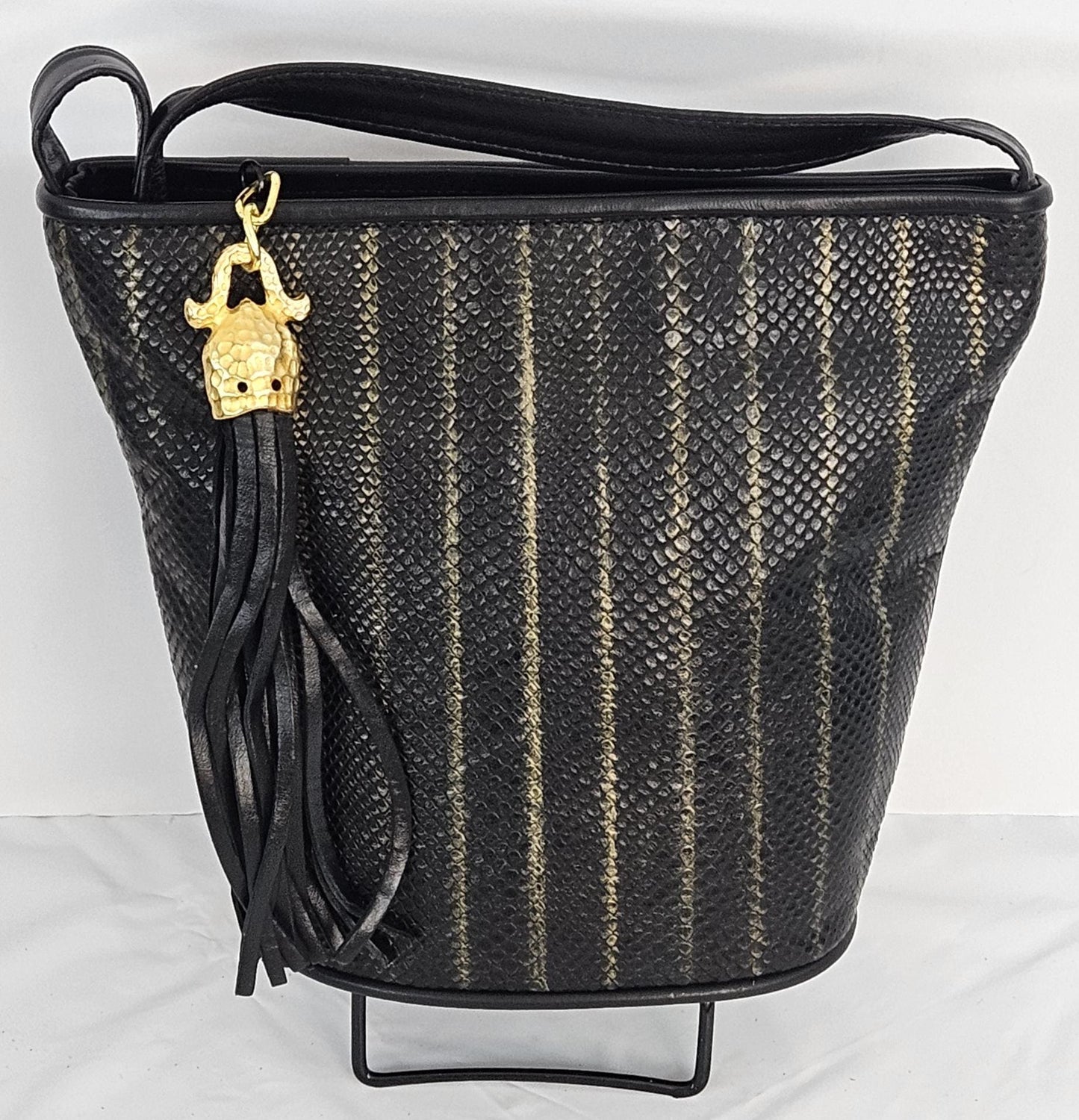 Two-Tone black vertical print Genuine Leather Handbag.#TR2099ttbv2p,Purses Universal Use ,Unique design.Made in USA.
