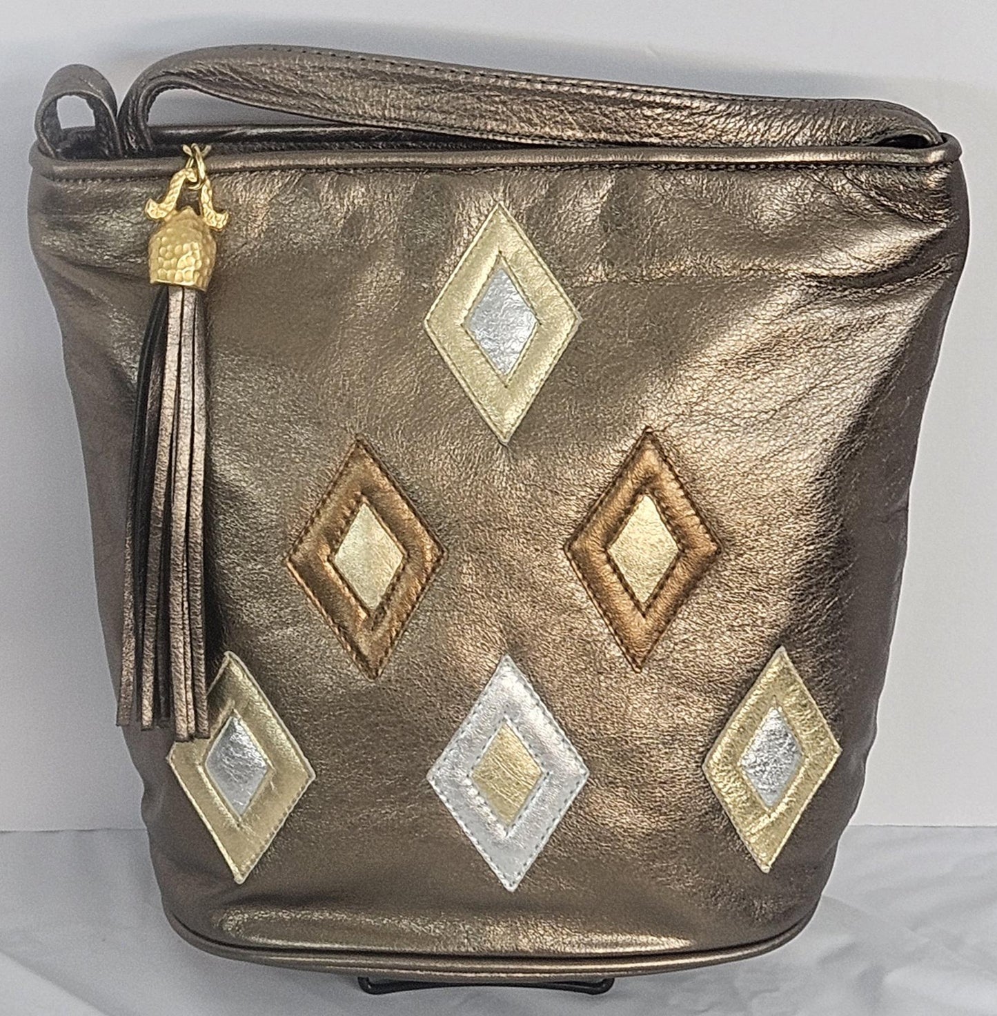 Pewter with 6 diamond cut Zigzag Genuine Leather Hand Made Handbag#TR2022P6dc-gsb.Made in USA!